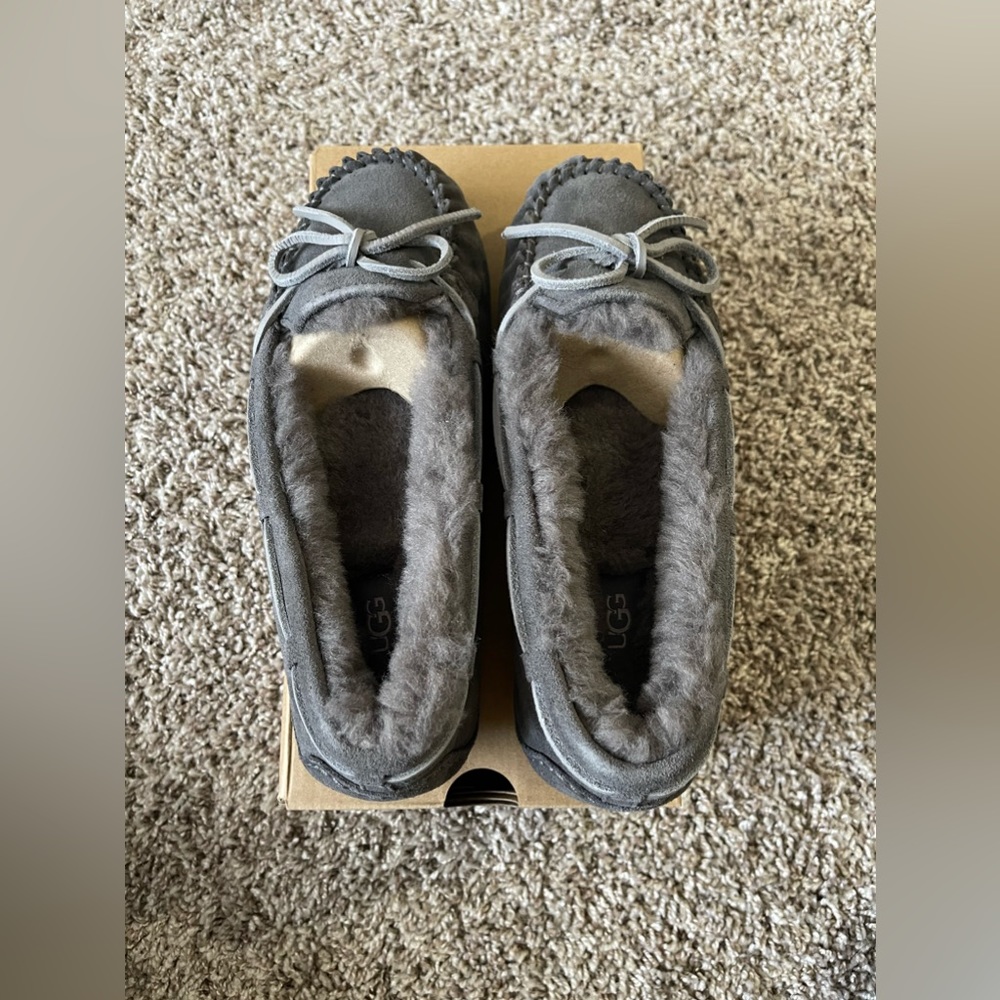 UGG Moccasin Slipper